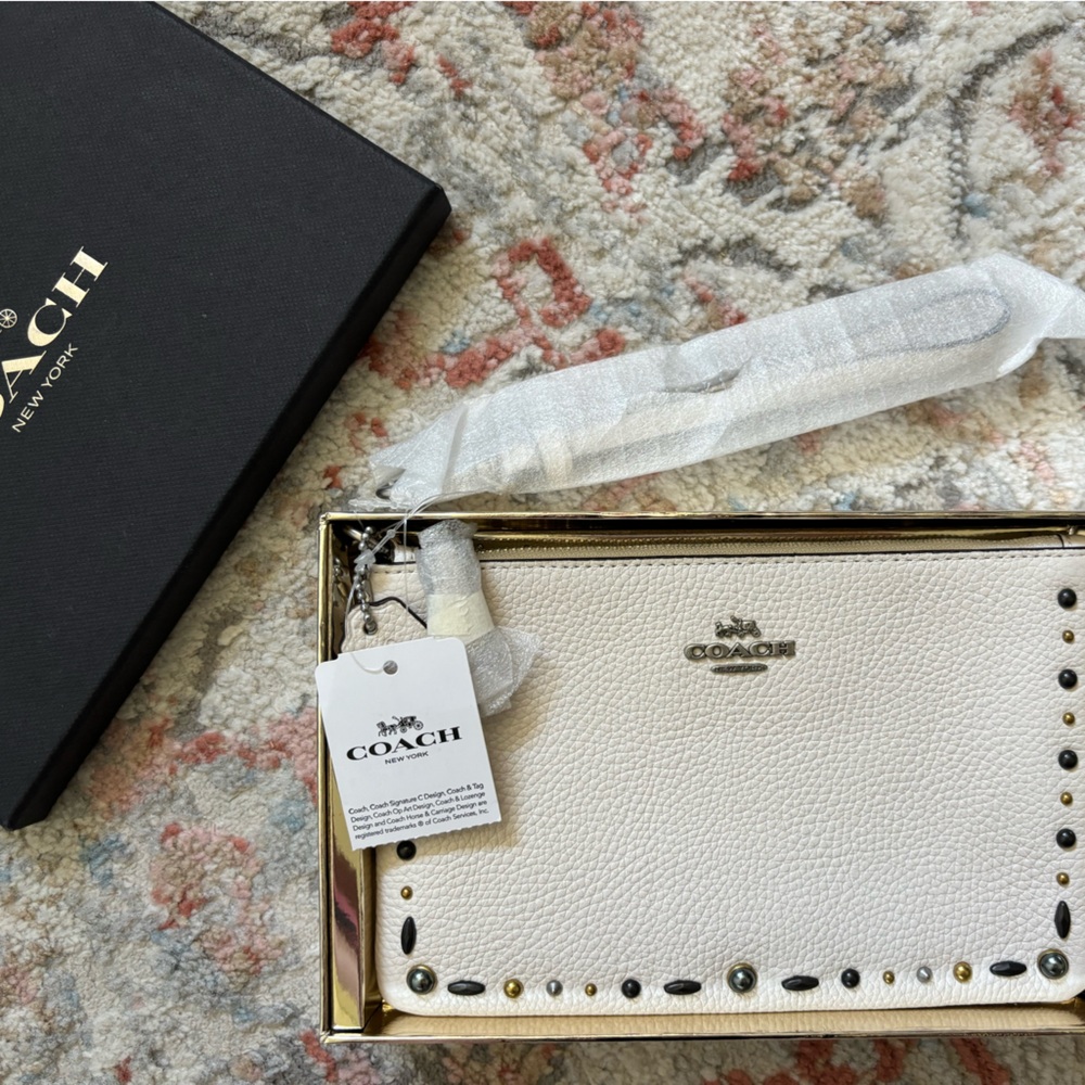 Coach Wristlet Bag NWT